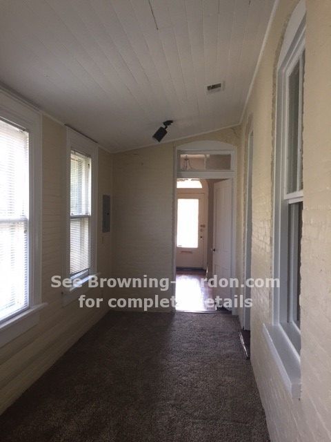 Foto del edificio - Adorable 1 Bedroom 1 Bathroom home - Avail...