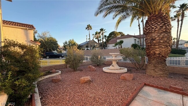 Building Photo - 4844 Jadero Dr