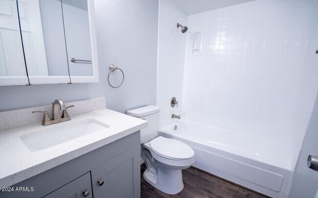 Foto del edificio - 3131 W Cochise Dr