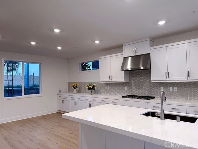 Building Photo - 293 Lynx