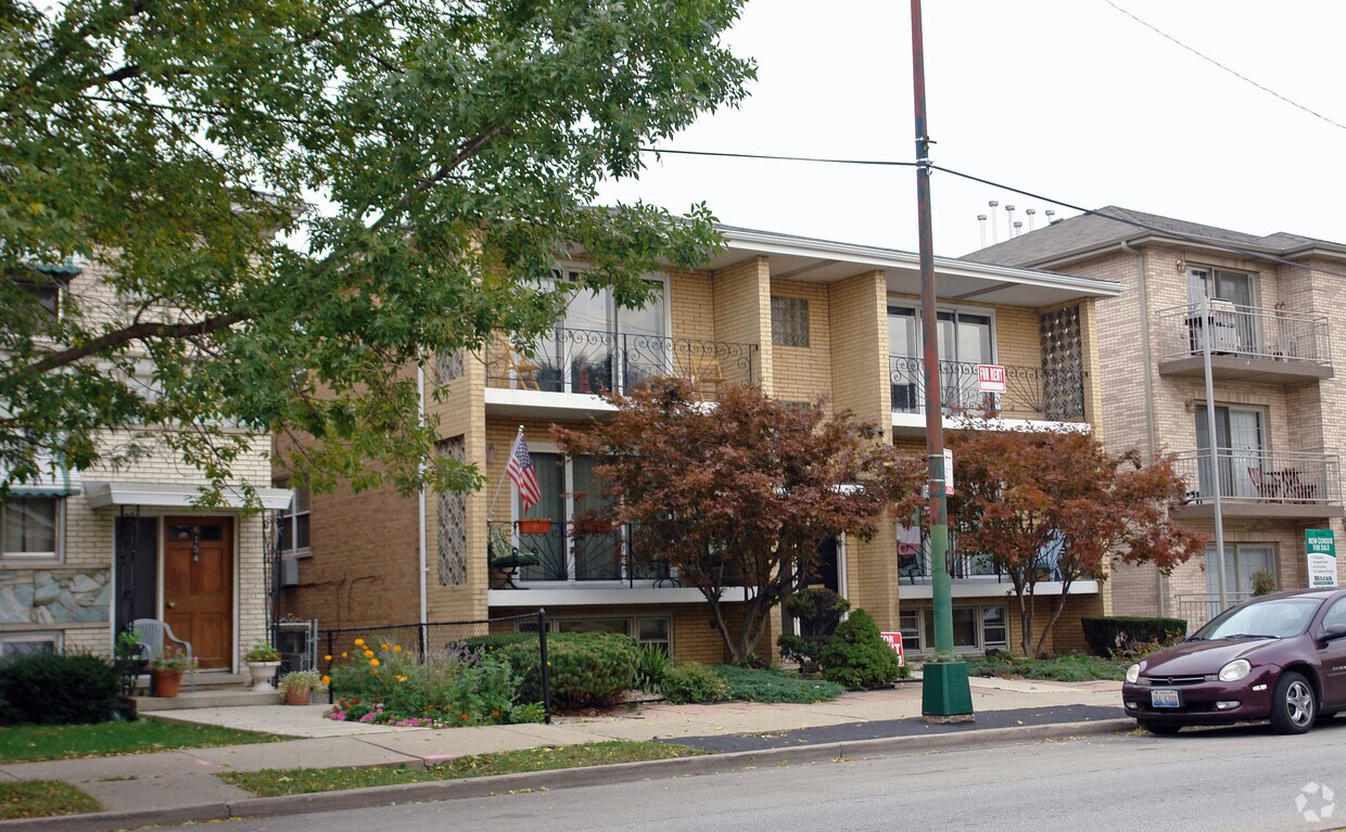 Foto del edificio - 6150 S Narragansett Ave