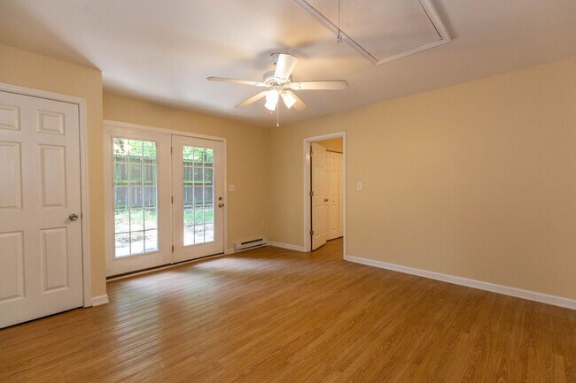 Foto del edificio - 1 Bed, 1 Bath, Apartment in Harpers Ferry, WV