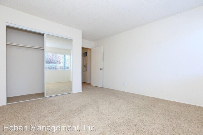 Foto del edificio - 1811 Raymond Ave