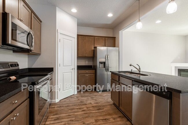Foto del edificio - 5705 NE 59th Way