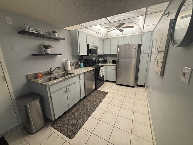 Building Photo - 3006 Caring Way