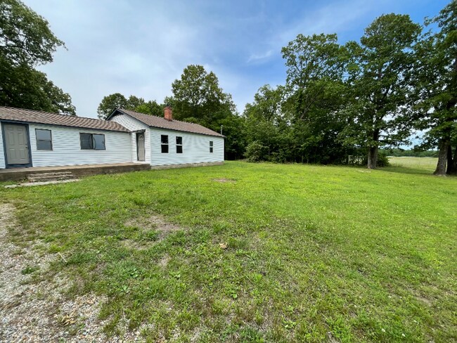 Building Photo - 1158 Marion County 7022
