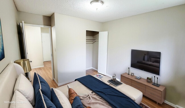 Building Photo - Hillside Terrace Apartments