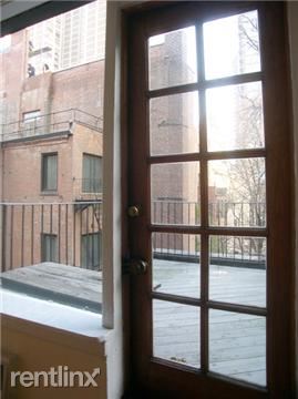 Building Photo - 833 Lexington Ave