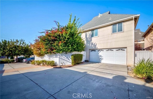 Primary Photo - 140 E Foothill Blvd