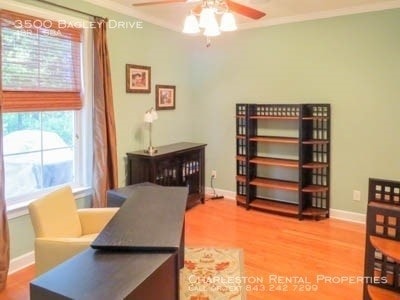 Building Photo - 3500 Bagley Dr
