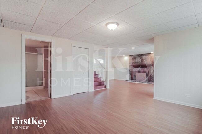 Building Photo - 135 Oriole Rd