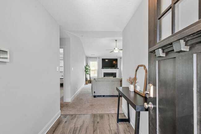 Building Photo - 619 Indigo Johnston Dr