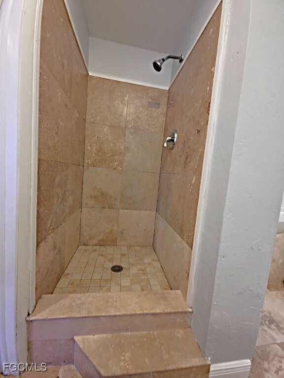 Foto del edificio - 1830 Maravilla Ave