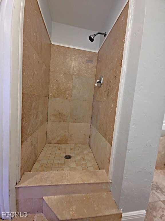 Building Photo - 1830 Maravilla Ave