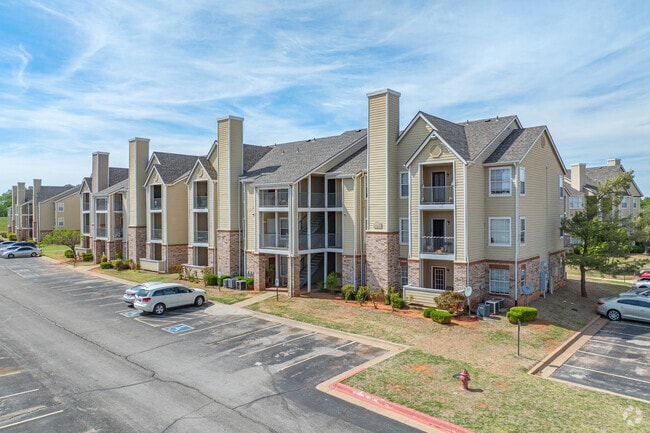 Foto del edificio - Forest Creek