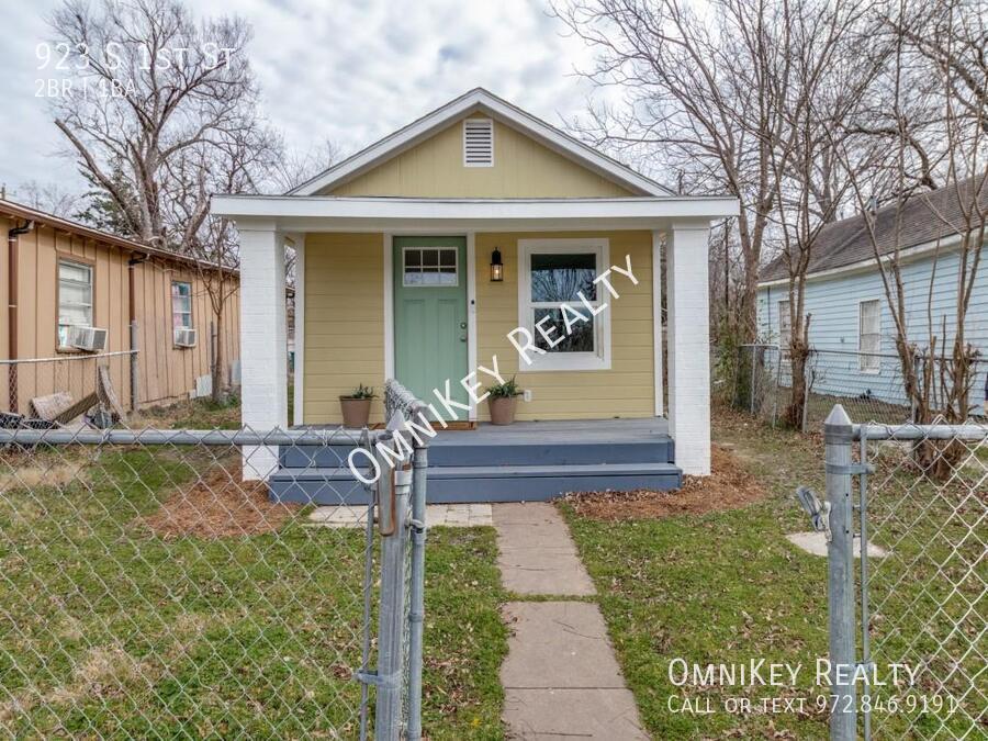Foto principal - 923 S 1st St