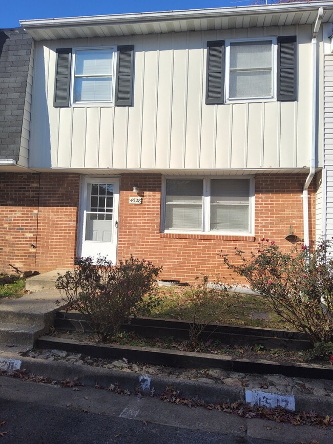 Photo - 4528 Appledale Ct Apartment