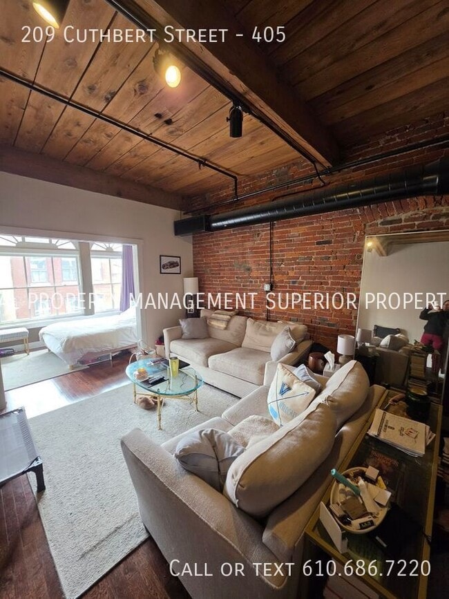 Building Photo - 209 Cuthbert St