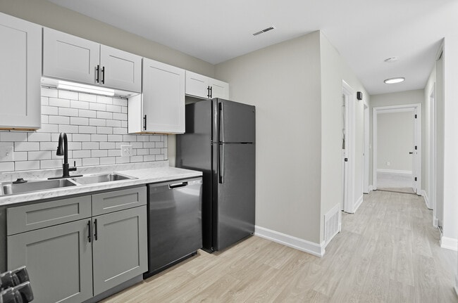 Foto del edificio - Coventry Court Townhomes