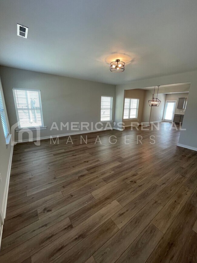 Foto del edificio - Home for Rent in Cullman, AL!! Available to View Now! DEPOSIT PENDING!