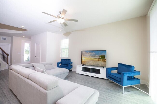 Foto del edificio - 7950 Delwin Ln