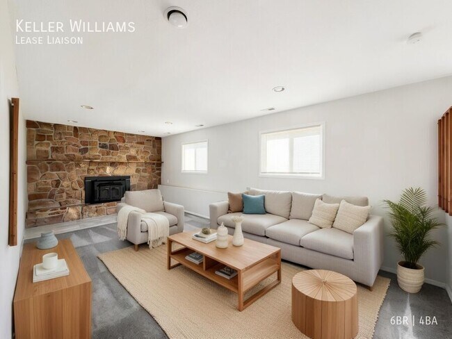 Foto del edificio - 6990 Snowbird Dr