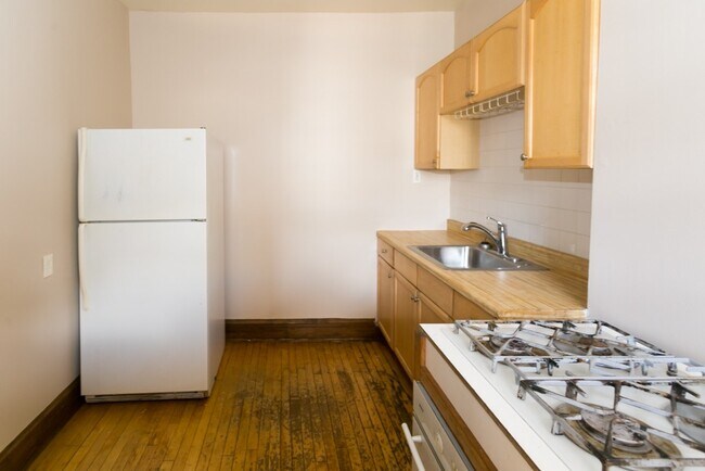Foto del edificio - 5940 N Broadway
