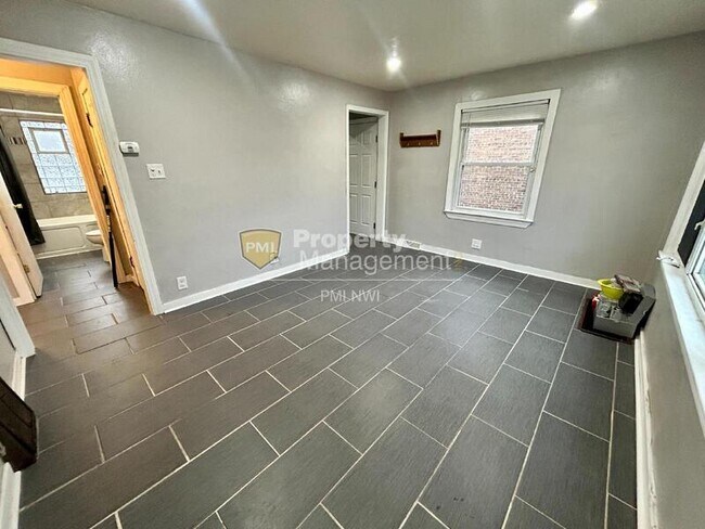 Foto del edificio - 1119 173rd St