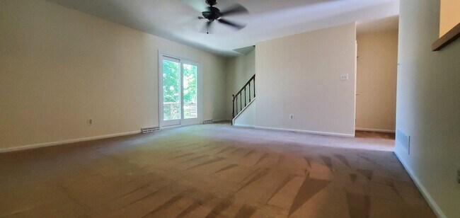 Building Photo - 5106 W Woodmill Dr