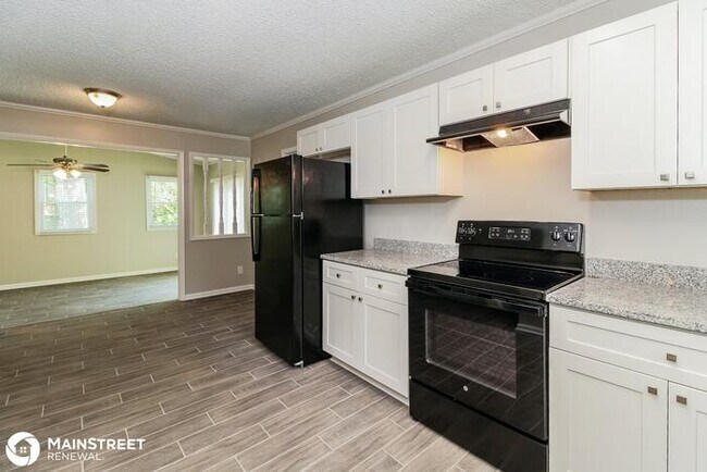 Building Photo - 3313 WOODLEA DR, GREENSBORO, NC 27406