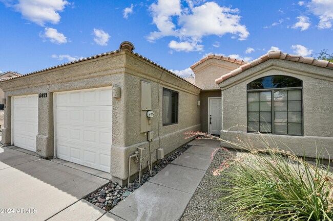 Building Photo - 13812 N Cambria Dr