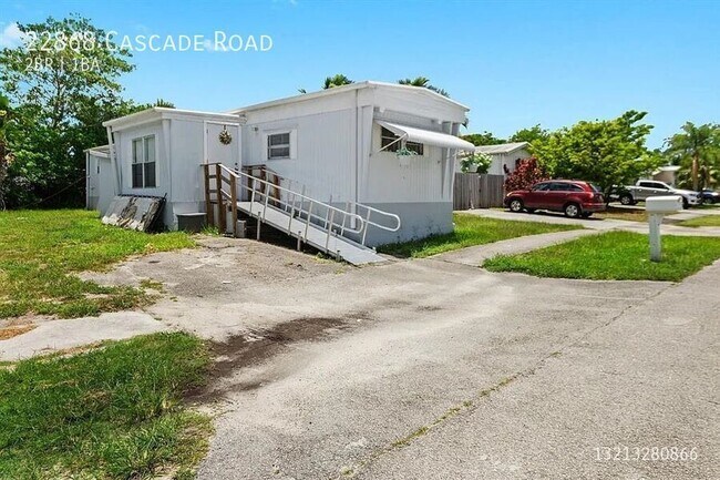 Foto del edificio - 22868 Cascade Rd