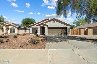 Building Photo - 15848 W Woodlands Ave