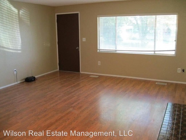 Building Photo - 3 br, 1 bath House - 106 PALMER DRIVE