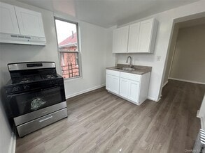 1819 Palisade Pl