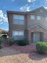 Building Photo - 3155 S Hidden Valley Dr