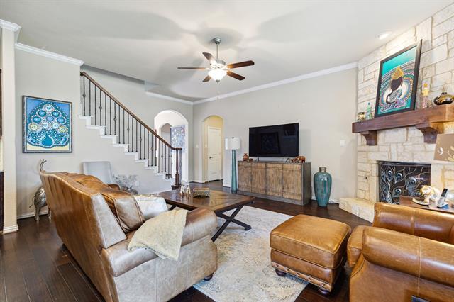 Foto del edificio - 5105 Eureka Ln