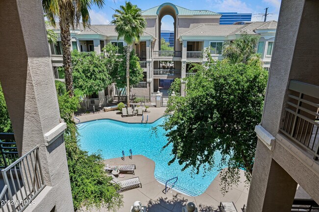 Foto del edificio - 435 Rio Salado Pkwy