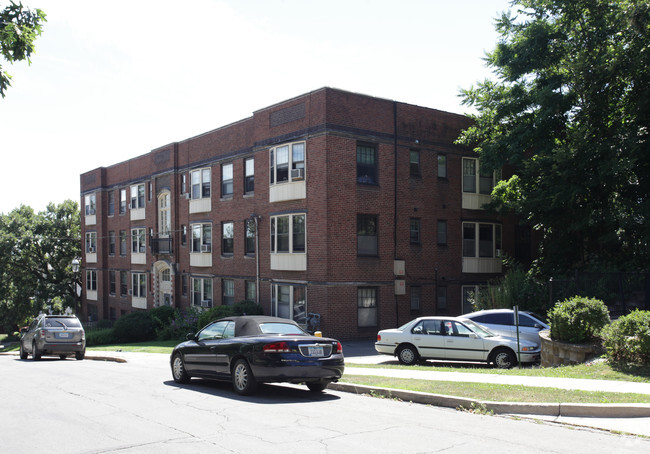 Building Photo - The Brady