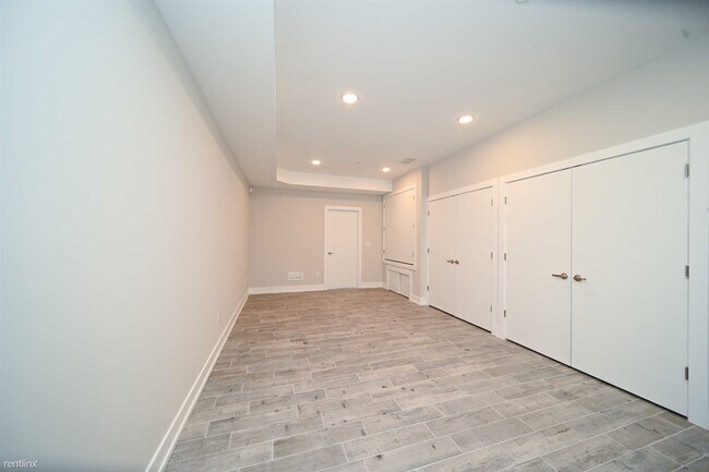 Building Photo - 1415 N 8th St
