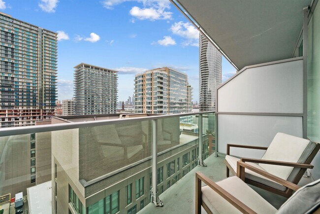 Foto del edificio - 1 Shore Ln