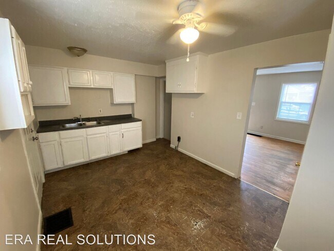 Foto del edificio - 918-920 S Harris Ave