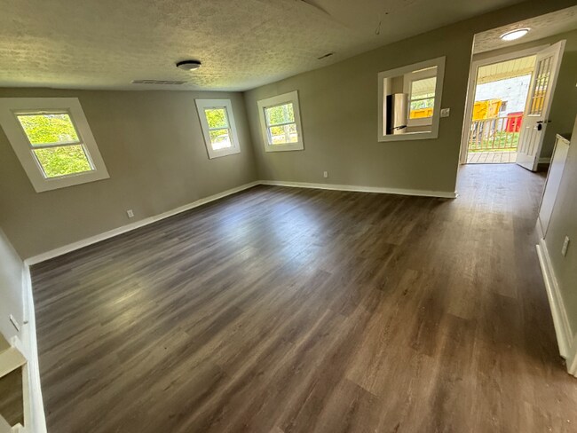Foto del edificio - 12148 Broad St SW