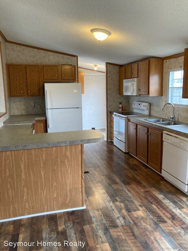 Building Photo - 3 br, 2 bath House - 112 Sweetwater Drive