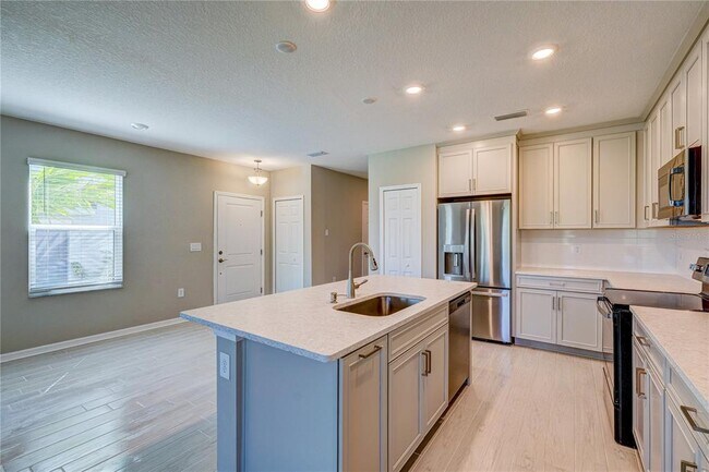 Building Photo - 5512 Tripoli Dr