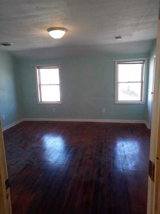 Master Bedroom - 1446 East Mason Street