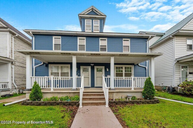 Foto del edificio - 809 Harrison Ave