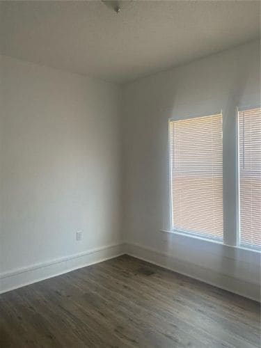 Building Photo - 1212 N Brack St