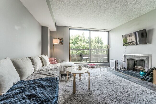 Foto del edificio - 1700 17th St NW