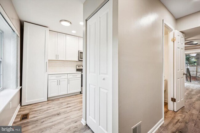 Foto del edificio - 14667 Keeneland Cir